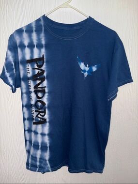 Med Disney Parks Tie-Dye Pandora Short Sleeve Blue and White Tee